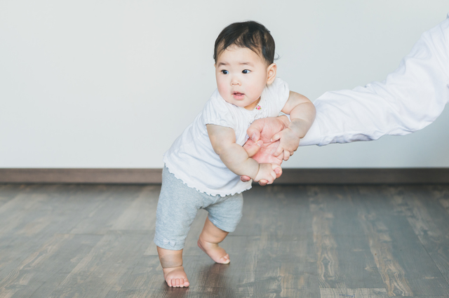 歩きはじめたばかりの赤ちゃんのために 親が気をつけるべき注意点とは